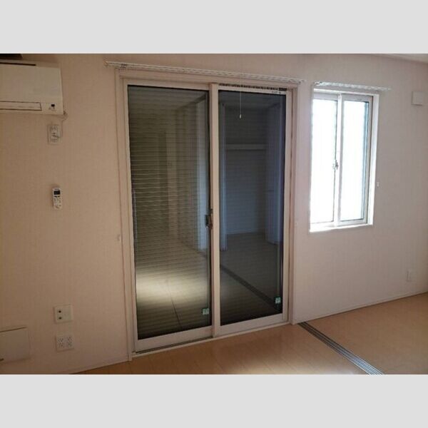 その他設備 (シャッター雨戸)