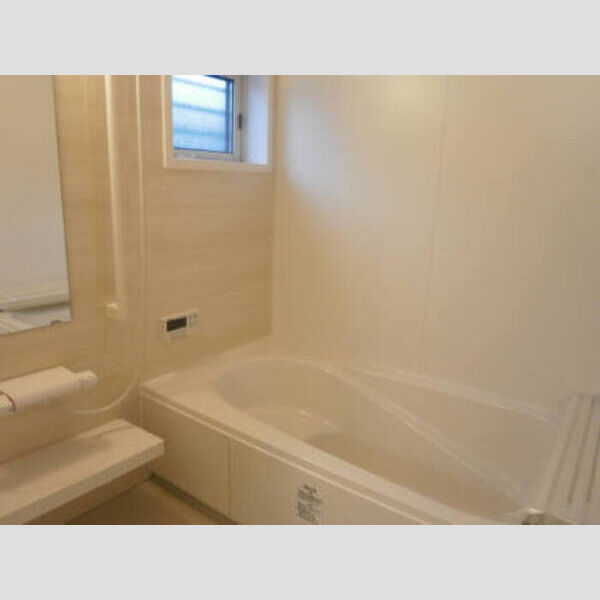 バス (換気暖房乾燥機付き浴室)