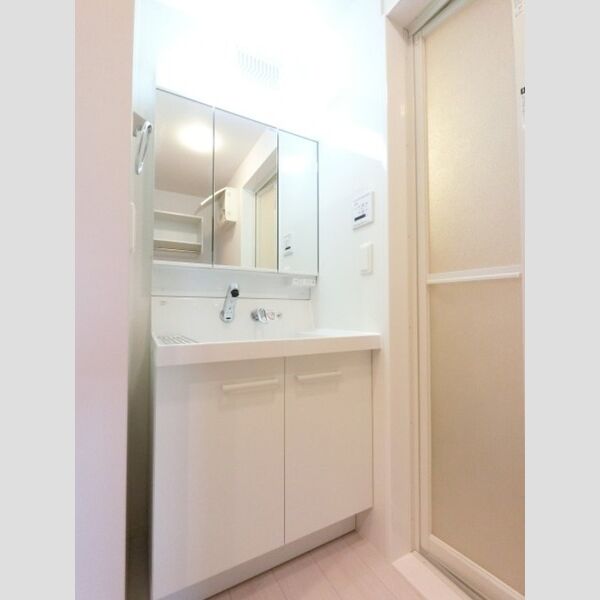 洗面所 (三面鏡(整理棚付き)洗髪洗面化粧台)