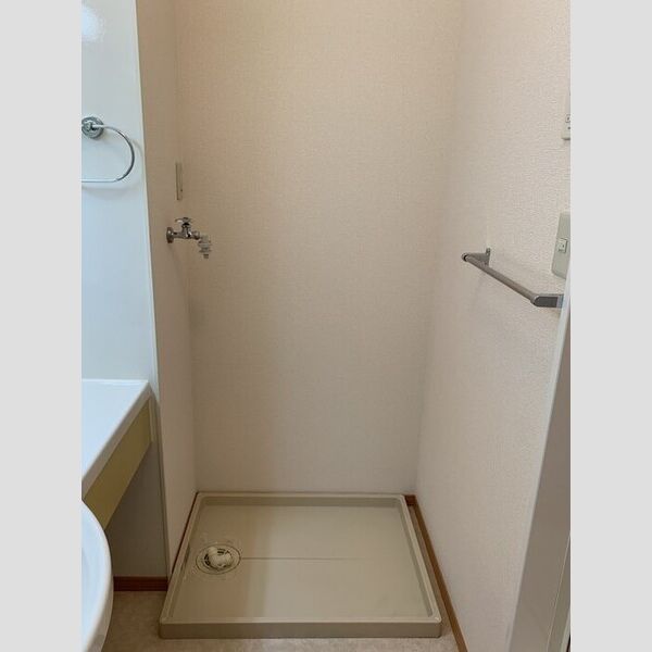 その他 (洗濯機置き場)