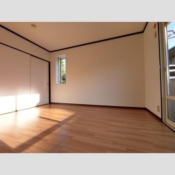 その他 (南東洋室)