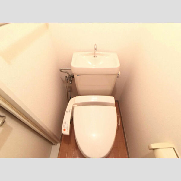 トイレ (温水洗浄暖房便座)