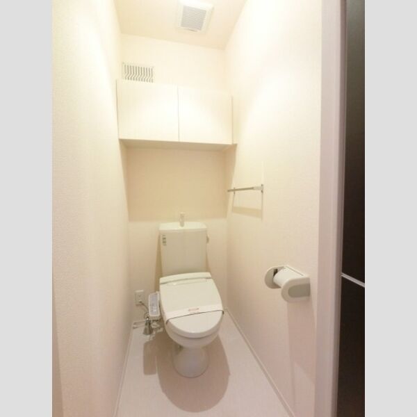 トイレ (温水洗浄暖房便座)