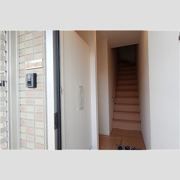 玄関 (シューズボックス)