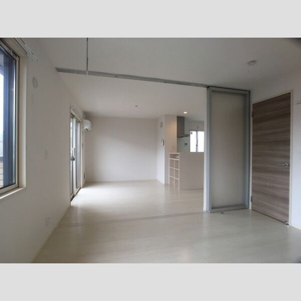 その他 (洋室～リビング)