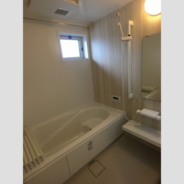 バス (換気乾燥機付き浴室)