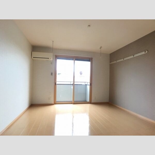 居室・リビング (LDK・窓側)