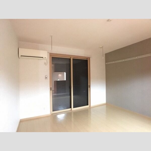 その他設備 (シャッター雨戸)