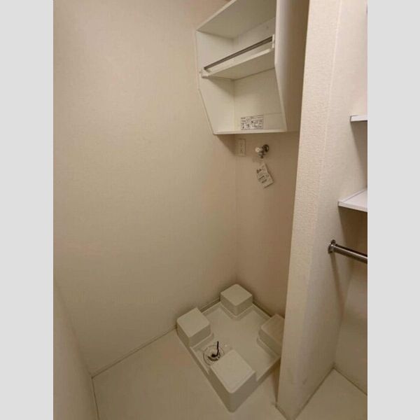 その他 (洗濯機置き場)