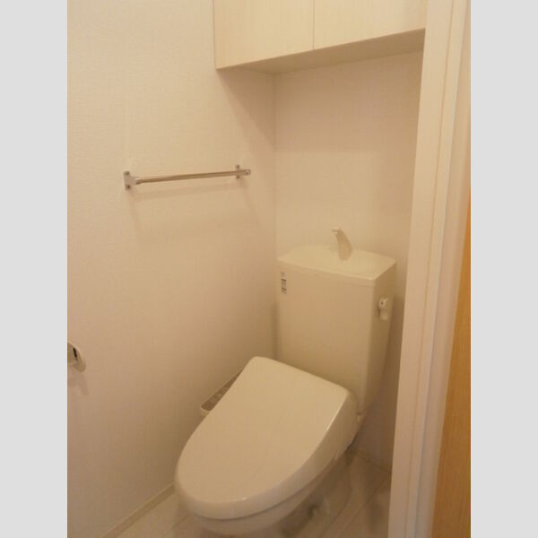 トイレ (温水洗浄暖房便座)