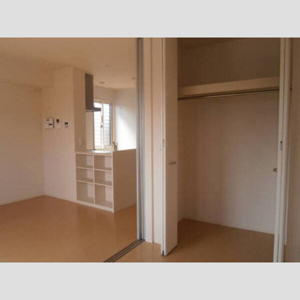 収納 (103 洋間収納～リビング(カウンター裏は収納棚))