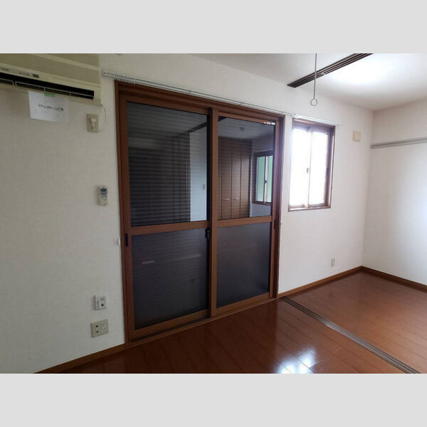 その他設備 (シャッター雨戸)