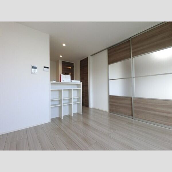 その他 (LDK・収納棚)