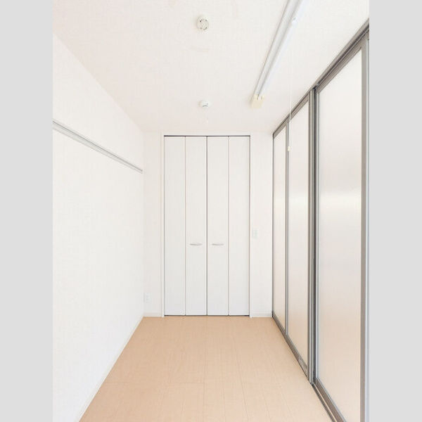 その他 (洋室)
