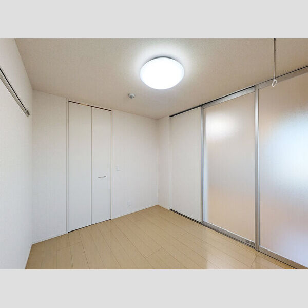 その他 (洋室)