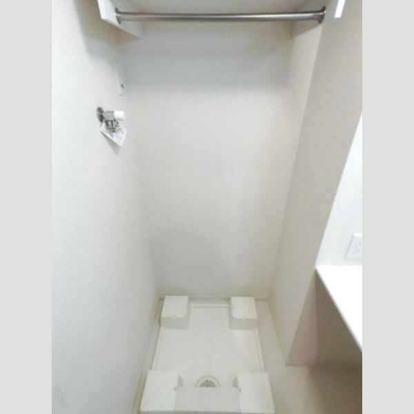 その他 (洗濯機置き場)