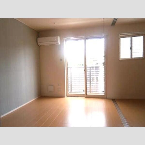 居室・リビング (リビング～洋間(間仕切は開いています))