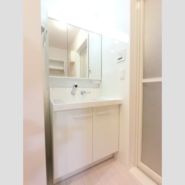 洗面所 (三面鏡(整理棚付き)洗髪洗面化粧台)