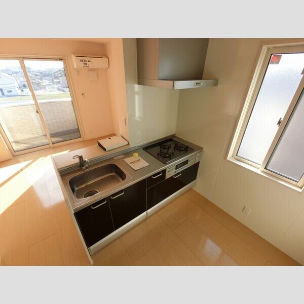 キッチン (ガスコンロ付き対面キッチン)