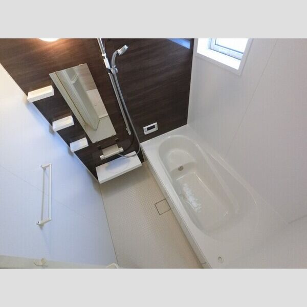 バス (換気暖房乾燥機付浴室)