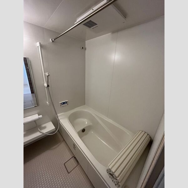バス (換気暖房乾燥機付き浴室)