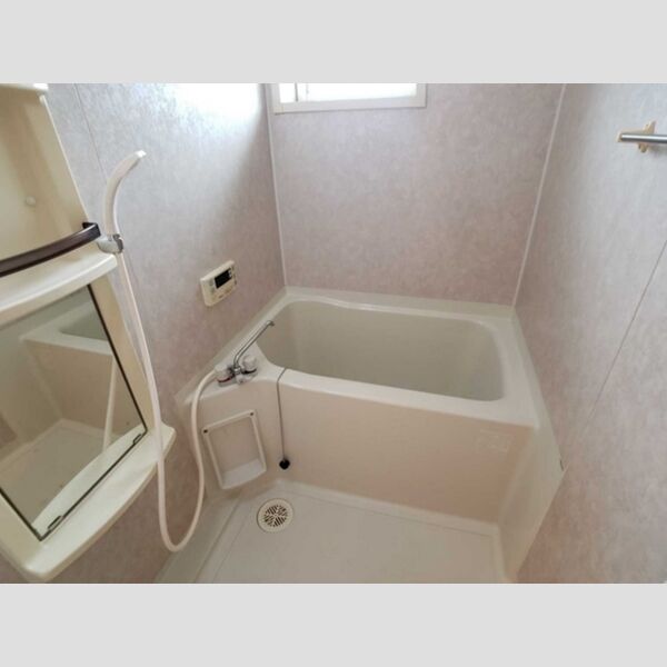 バス (換気暖房乾燥機付き浴室)