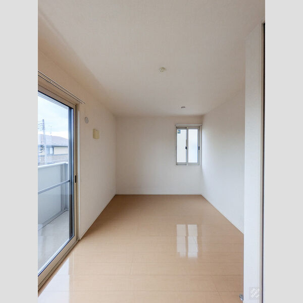 その他 (洋室6.8帖)