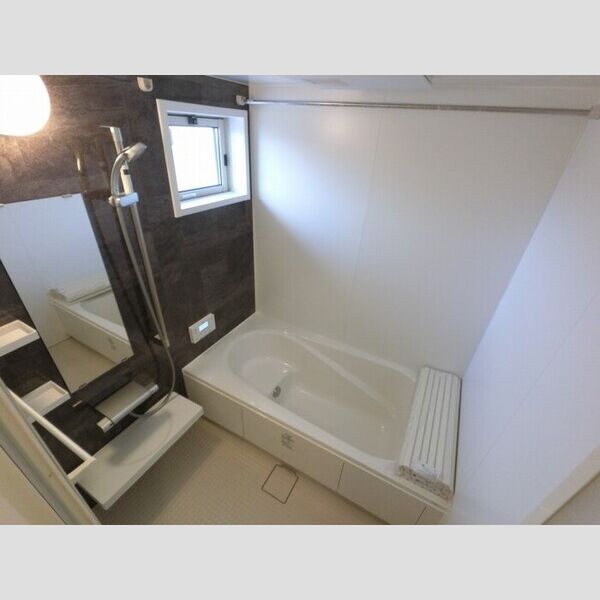 バス (換気暖房乾燥機付浴室)