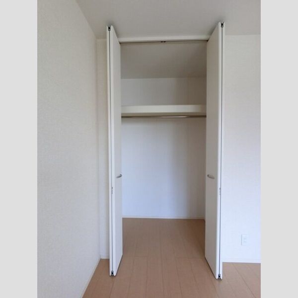 その他 (南洋室 クローゼット)