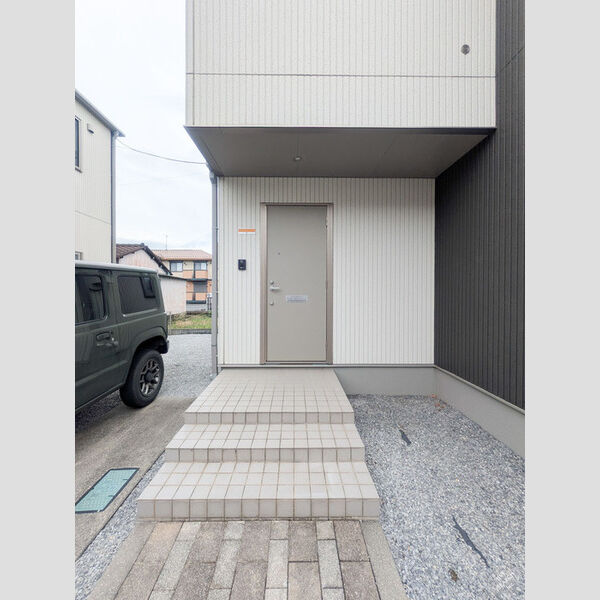 玄関 (アプローチ)
