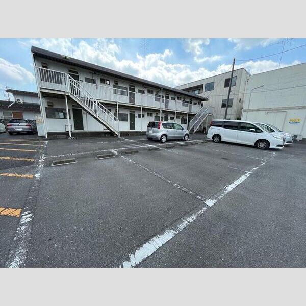 駐車場 (駐車場)