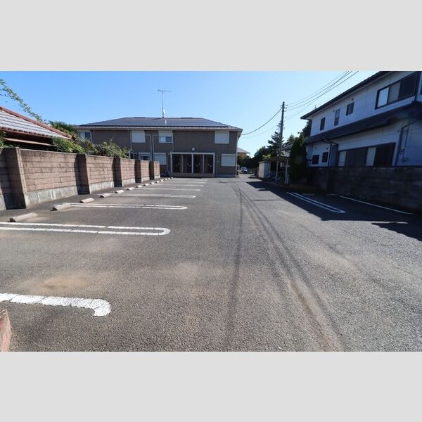 駐車場 (駐車場)