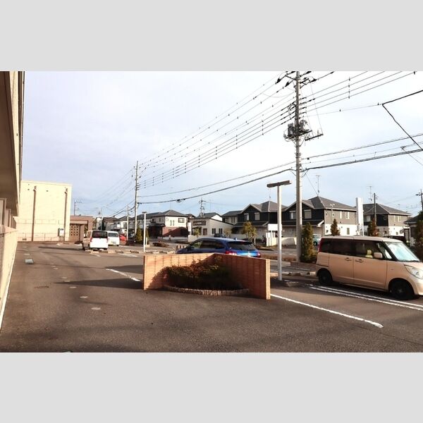 駐車場 (駐車場)
