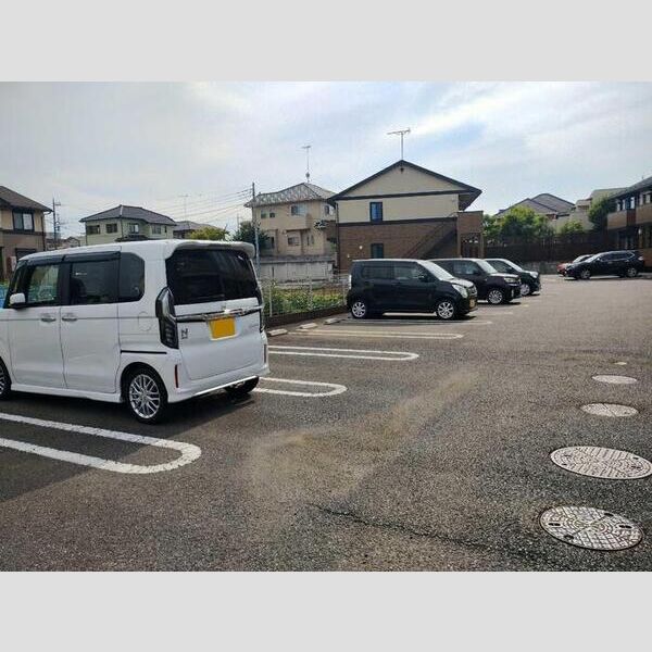 駐車場 (駐車場)