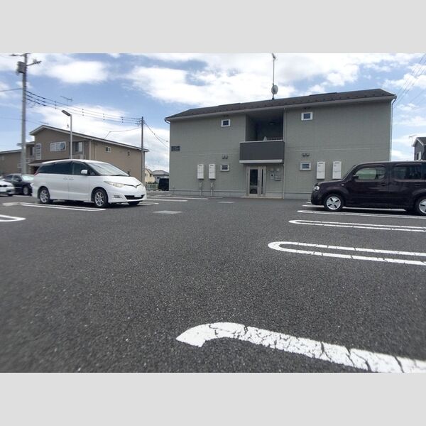 駐車場 (駐車場)