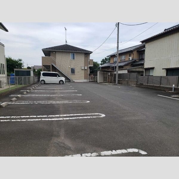 駐車場 (駐車場)