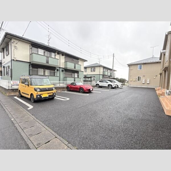 駐車場 (駐車場)