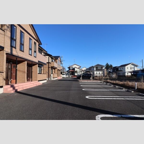 駐車場 (駐車場)