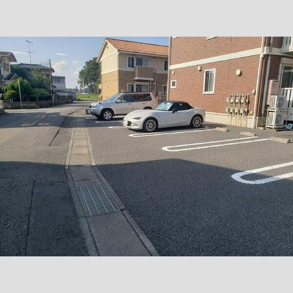 駐車場 (駐車場)