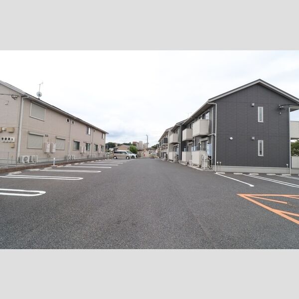 駐車場 (駐車場)