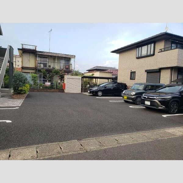 駐車場 (駐車場)