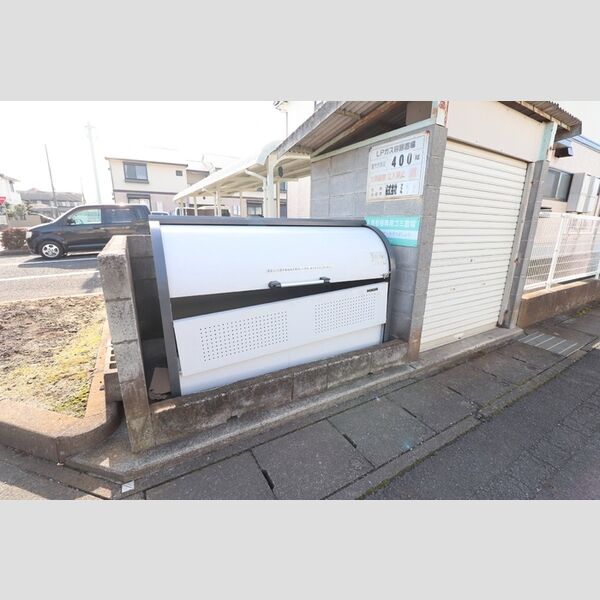 現地周辺 (ごみステーション)