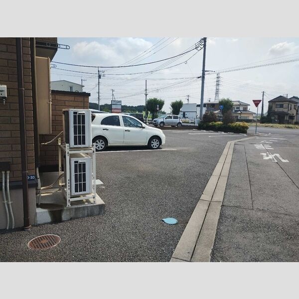 駐車場 (駐輪場)