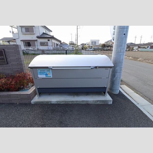 現地周辺 (ゴミステーション)