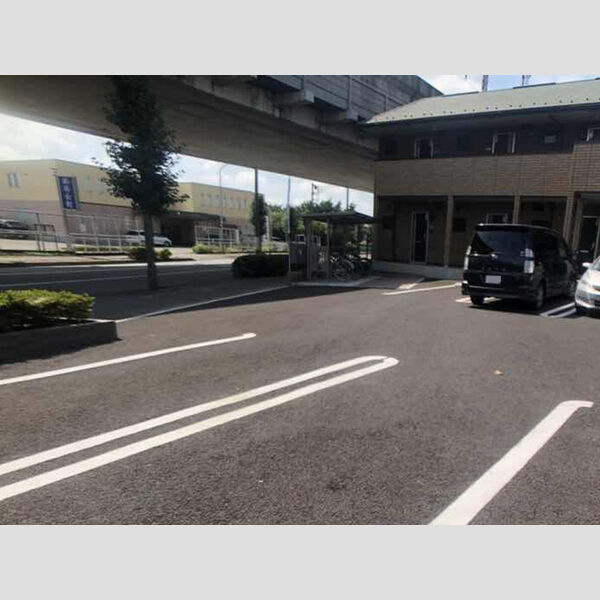 駐車場 (駐車場)