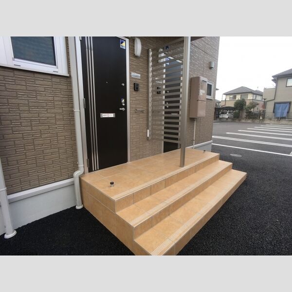 現地周辺 (エントランス)