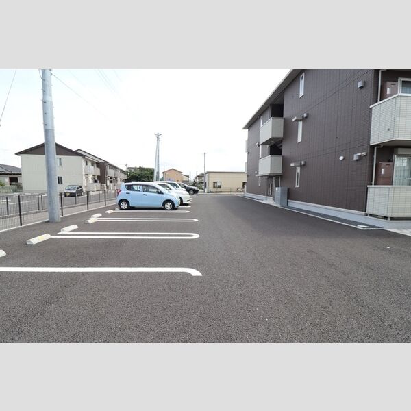 駐車場 (駐車場)