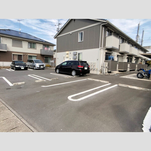 駐車場 (駐車場)