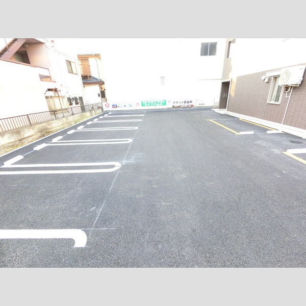 駐車場 (駐車場)