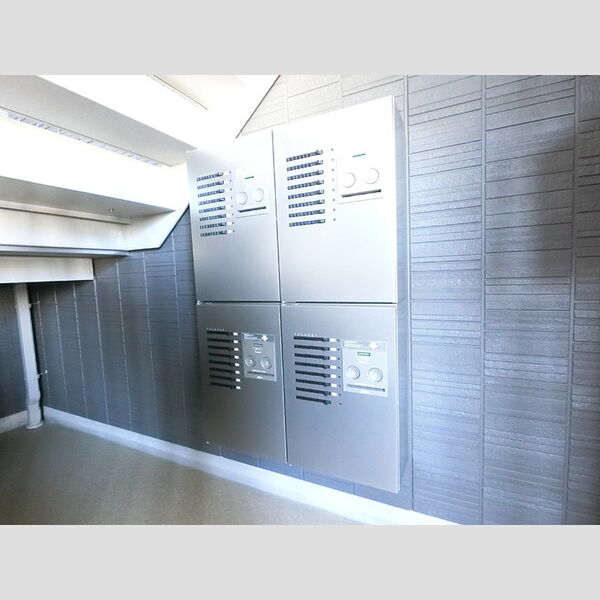 現地周辺 (宅配ボックス)